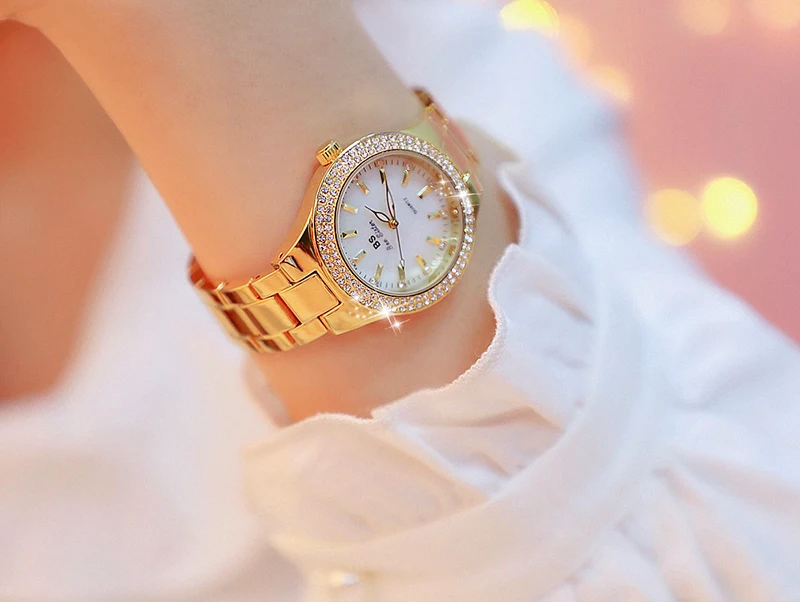 Women's Crystal Patterned Watch Women's Crystal Patterned Watch