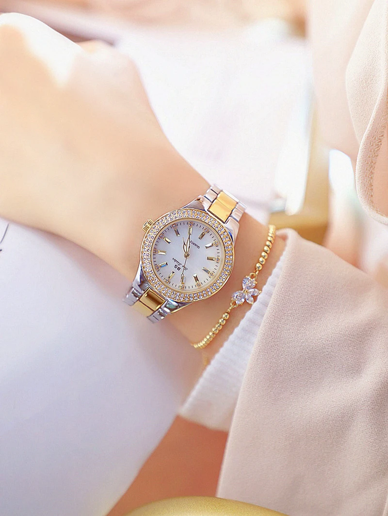 Women's Crystal Patterned Watch Women's Crystal Patterned Watch